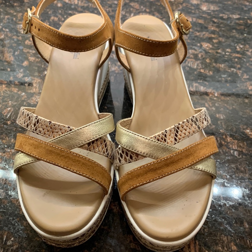 NERO GIARDINI  Platform Wedge 3-1/2 heel -